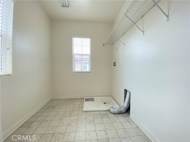 Detail Gallery Image 17 of 19 For 6129 Rosewood Way, Corona,  CA 92880 - 3 Beds | 2/1 Baths