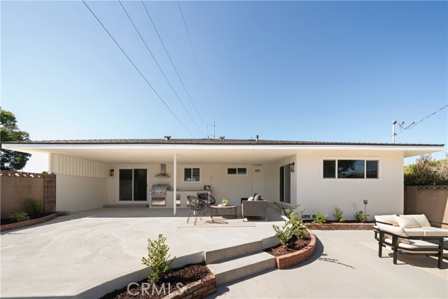 3 Bed Home for Sale in Hawthorne, California