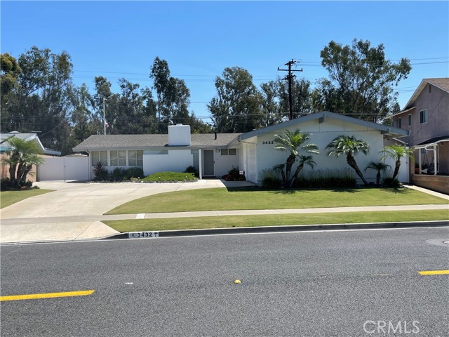 Detail Gallery Image 1 of 1 For 3432 Yellowtail Dr, Los Alamitos,  CA 90720 - 3 Beds | 2 Baths