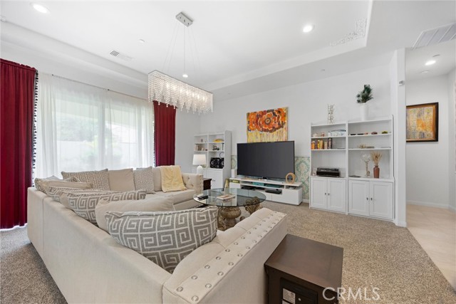 Detail Gallery Image 7 of 27 For 13611 Faringford Ln, Bakersfield,  CA 93311 - 4 Beds | 3 Baths