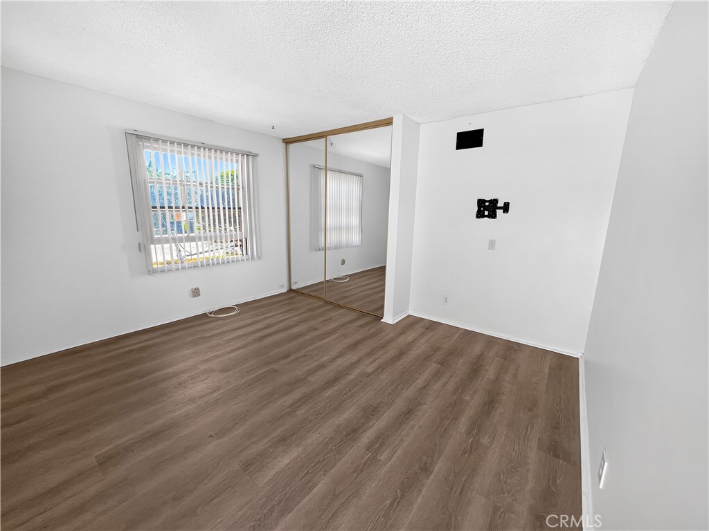 MLS #OC26166545 image #9