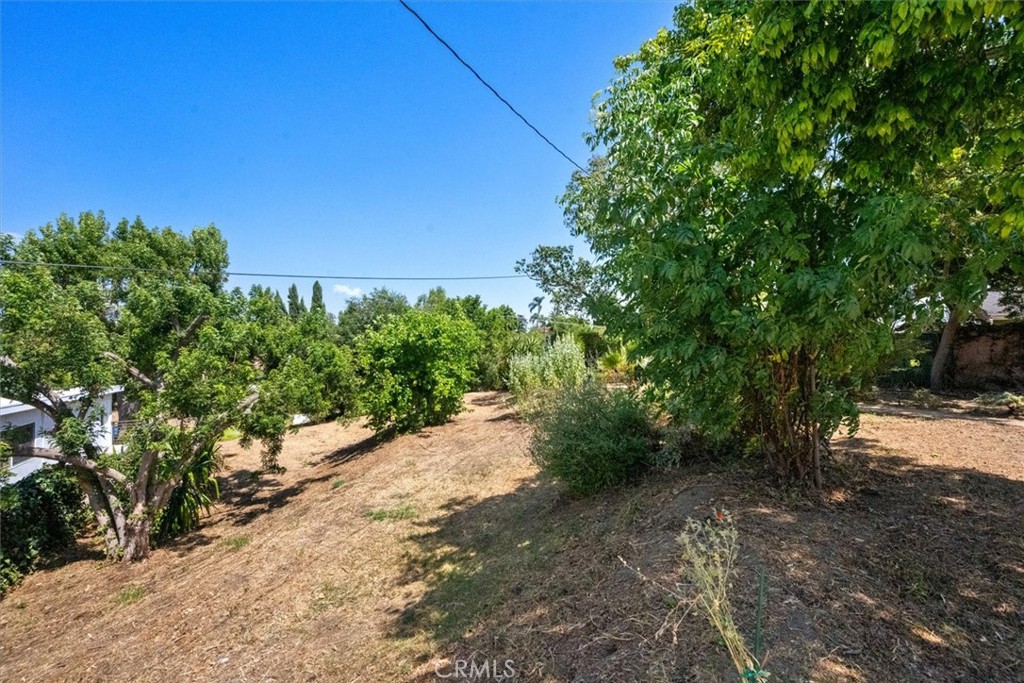 https://media.crmls.org/medias/00d17844-7570-44aa-88fe-480a24975420.jpg?preset=X-Large