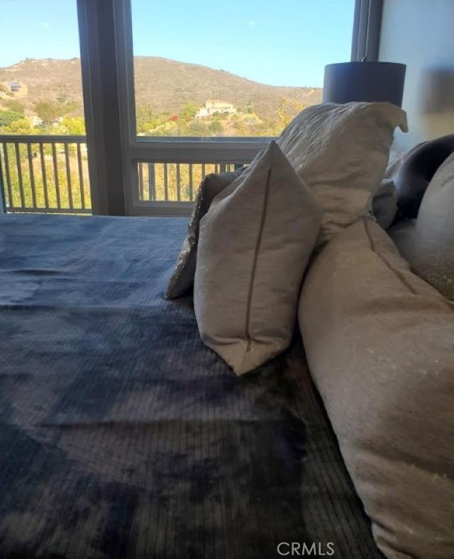 Detail Gallery Image 12 of 20 For 3192 via De Caballo, Encinitas,  CA 92024 - 3 Beds | 3 Baths