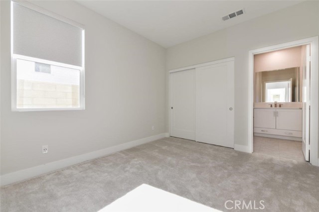 Detail Gallery Image 10 of 28 For 132 Chorus, Irvine,  CA 92618 - 4 Beds | 3/1 Baths