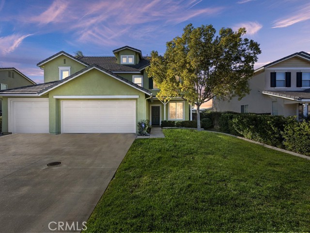 8055 La Crosse Way, Riverside, CA 92508