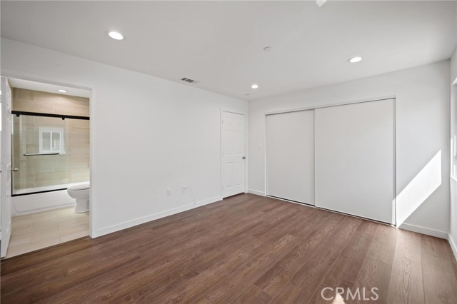 Detail Gallery Image 14 of 17 For 7443 Balcom Ave, Reseda,  CA 91335 - 3 Beds | 2 Baths