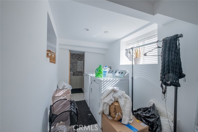 6436 Day Street, Tujunga CA: https://media.crmls.org/medias/00d43992-ab38-4365-8ac9-eae594709d2a.jpg