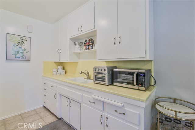 1030 E 2nd Street, Long Beach CA: https://media.crmls.org/medias/00d47290-5016-4fe1-8b2e-e17dd8fd68e6.jpg
