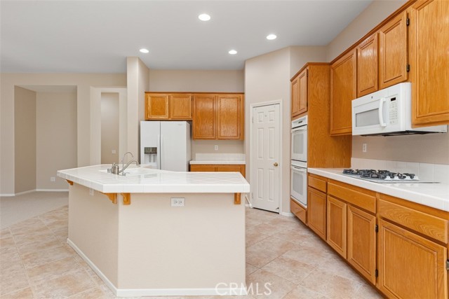 28658 Shady Brook Drive, Menifee CA: https://media.crmls.org/medias/00d4753d-26da-40cf-84d5-7a5f4919e7b3.jpg