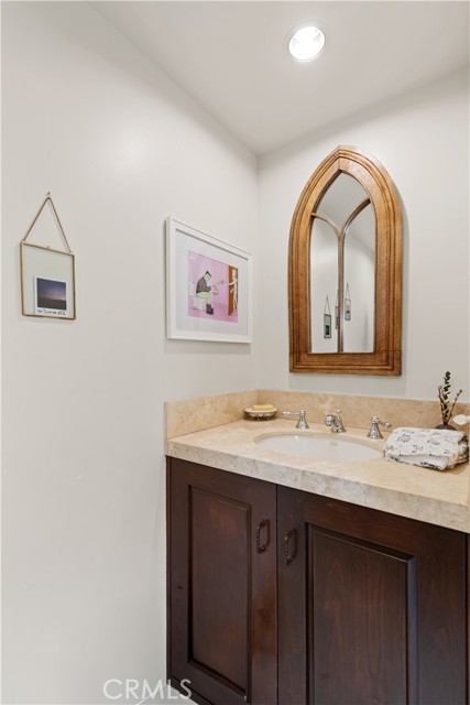 Detail Gallery Image 25 of 61 For 27409 Pacific Coast Hwy, Malibu,  CA 90265 - 4 Beds | 4 Baths