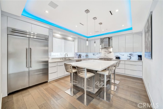 5622 Katherine, Sherman Oaks CA: https://media.crmls.org/medias/00d4b4c1-8a34-4167-942b-463e6dba41a2.jpg