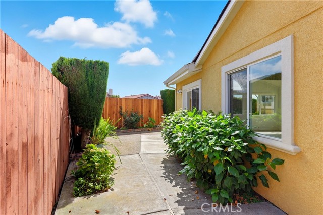 4263 Queen Anne Drive, Union City CA: https://media.crmls.org/medias/00d4dfef-524c-42c9-99f8-676050282cb1.jpg