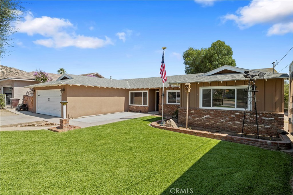 960 3rd Street, Norco, CA 92860