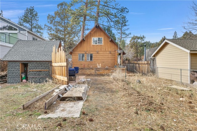 Detail Gallery Image 9 of 9 For 1104 Wendy, Big Bear City,  CA 92314 - 3 Beds | 1 Baths