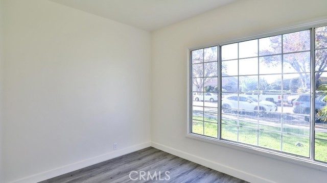 515 S Van Ness Avenue, Santa Ana CA: https://media.crmls.org/medias/00d5e706-591d-4937-a592-c792c6f1dbf1.jpg