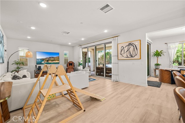 5 Bed Home for Sale in Ontario, California