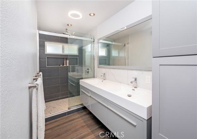 Detail Gallery Image 33 of 71 For 3985 Oakridge Cir, Norco,  CA 92860 - 5 Beds | 3 Baths