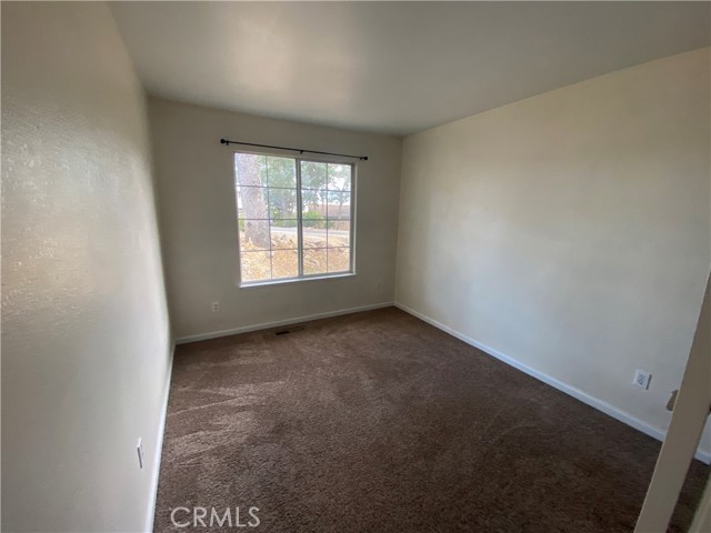 20995 Powder Horn Road, Hidden Valley Lake CA: https://media.crmls.org/medias/00d87b63-1902-4f3e-93e2-eaae5ba9e295.jpg