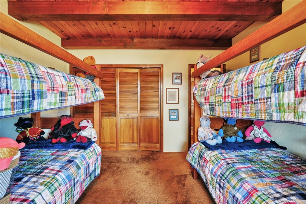 https://media.crmls.org/medias/00d895f9-dc82-411b-bfa2-b6a8d49b06d6.jpg?preset=X-Large