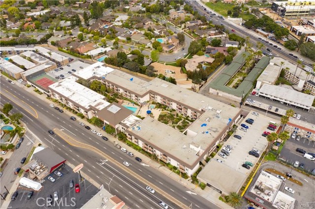 Detail Gallery Image 23 of 28 For 5585 E Pacific Coast #152,  Long Beach,  CA 90804 - 1 Beds | 1 Baths