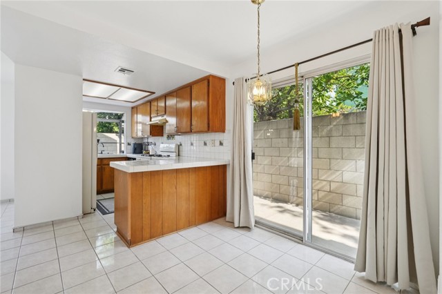 Detail Gallery Image 11 of 43 For 14712 Olive St #1,  Baldwin Park,  CA 91706 - 3 Beds | 3 Baths