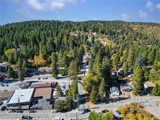 Detail Gallery Image 25 of 29 For 2442 Hunsaker Dr, Running Springs,  CA 92382 - 3 Beds | 2 Baths