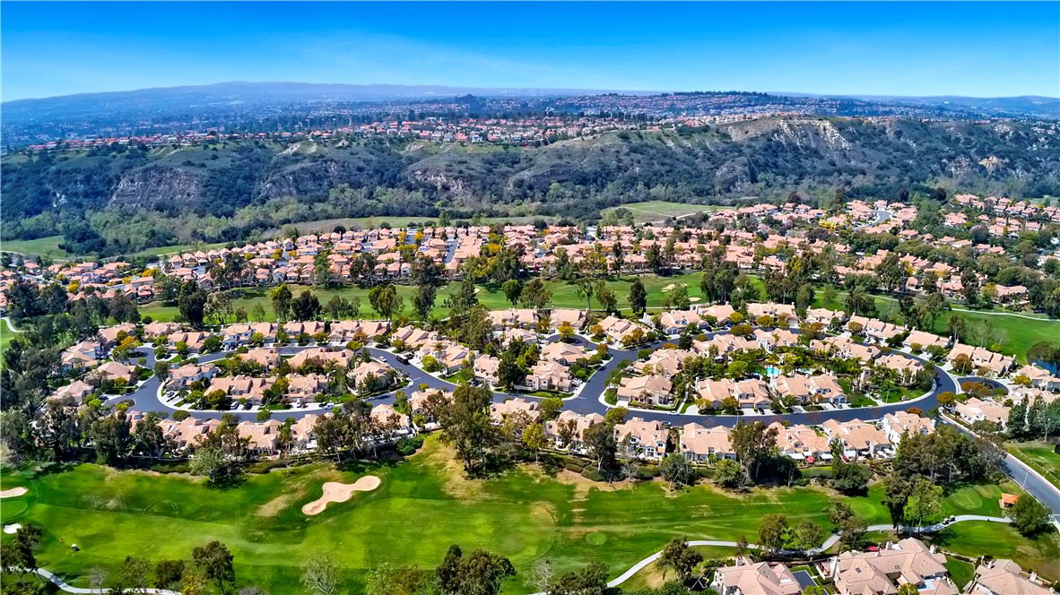 Detail Gallery Image 25 of 47 For 11 via Empanada, Rancho Santa Margarita,  CA 92688 - 3 Beds | 2/1 Baths