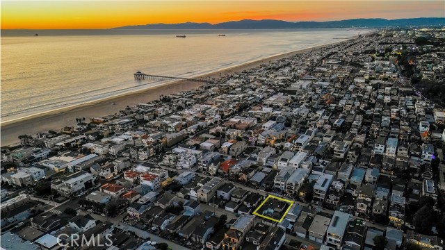 400 5th Street, Manhattan Beach, California 90266, 4 Bedrooms Bedrooms, ,2 BathroomsBathrooms,Residential,Sold,5th,SB23202757