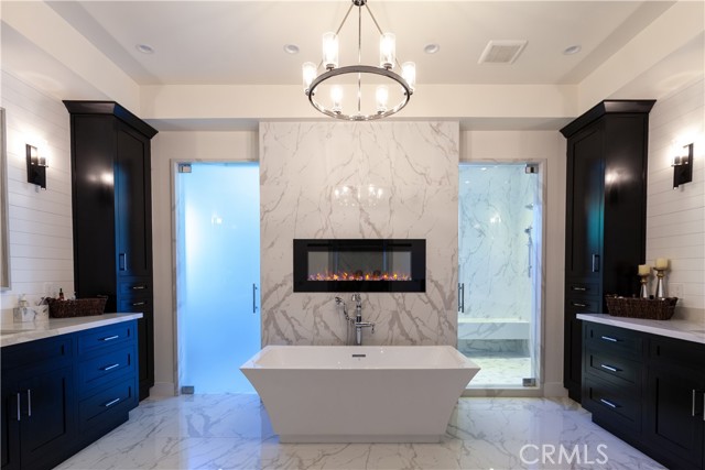 5225 Topeka Drive, Tarzana CA: https://media.crmls.org/medias/00dbeb5c-b6f3-4a0d-ab3f-72e78a17daf9.jpg