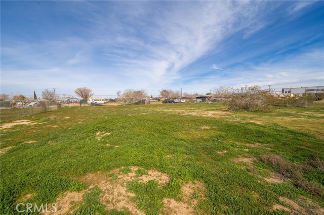 Detail Gallery Image 49 of 66 For 11986 White Ave, Adelanto,  CA 92301 - 4 Beds | 3 Baths