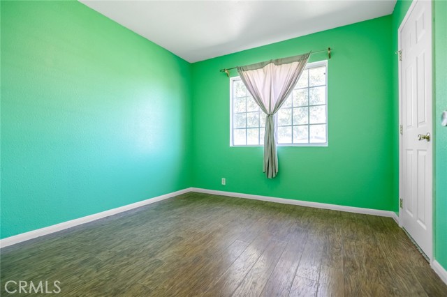 361 N B Street, Tulare CA: https://media.crmls.org/medias/00dd0d2b-2ee6-4025-acf3-ac751a9673ee.jpg