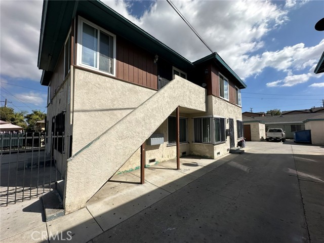 342 W Palm Street, Compton CA: https://media.crmls.org/medias/00dd8360-ee74-4f2b-8ce8-7fe3c5cb1eab.jpg