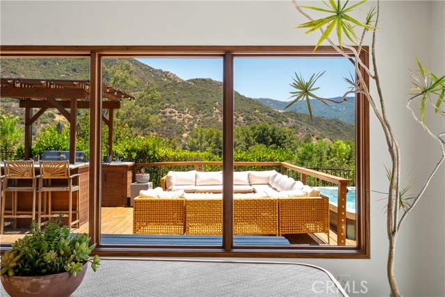 Detail Gallery Image 34 of 34 For 24537 Dry Canyon Cold Creek Rd, Calabasas,  CA 91302 - 4 Beds | 3 Baths