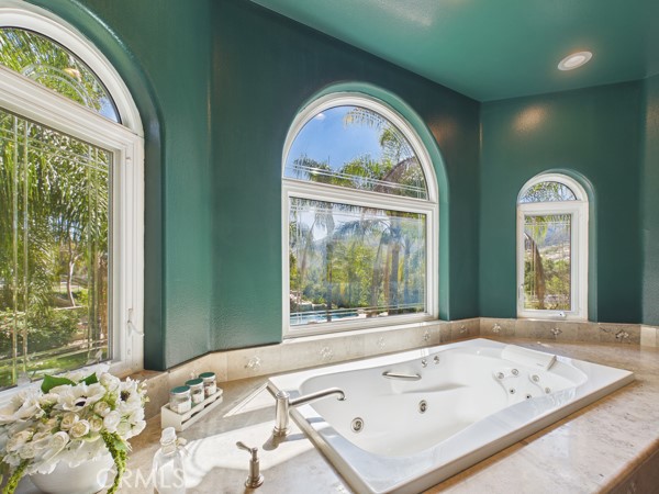 Detail Gallery Image 19 of 47 For 9050 Hunt Rd, Corona,  CA 92883 - 5 Beds | 4/1 Baths