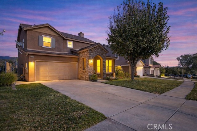 Detail Gallery Image 2 of 64 For 3866 Obsidian Rd, San Bernardino,  CA 92407 - 4 Beds | 2/1 Baths