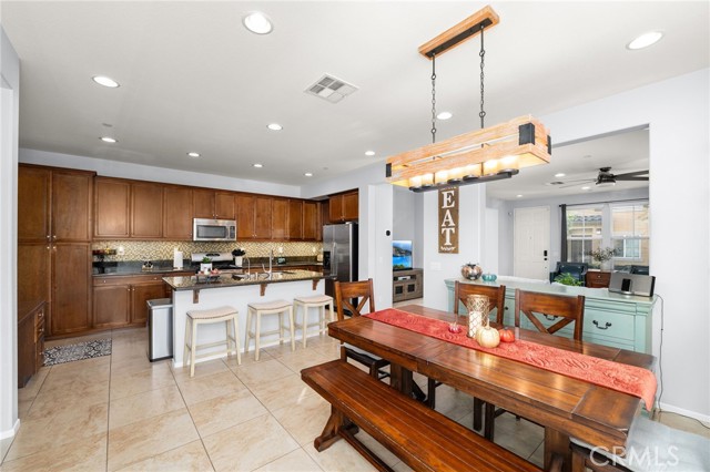 Detail Gallery Image 11 of 36 For 12549 Marco Ln, Corona,  CA 91752 - 4 Beds | 2/1 Baths