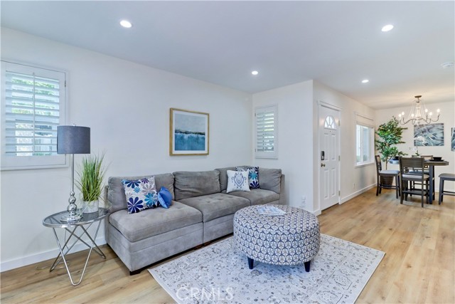 40 Lobelia, Rancho Santa Margarita CA: https://media.crmls.org/medias/00e075f3-403d-4449-b0c3-75d7f3c4aaf2.jpg