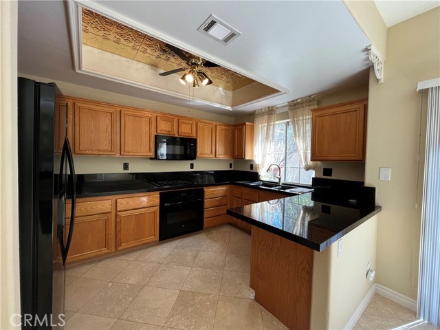 Detail Gallery Image 10 of 35 For 1180 Pan Ct, Newbury Park,  CA 91320 - 3 Beds | 2/1 Baths