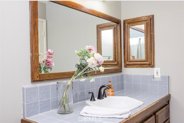 19332 Oakie Doakie, Trabuco Canyon CA: https://media.crmls.org/medias/00e092cf-208d-40a9-9051-f7be3d447b07.jpg