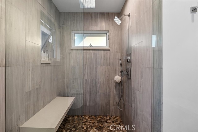 1737 Manhattan Avenue, Hermosa Beach CA: https://media.crmls.org/medias/00e125b8-474b-49c8-9814-7bc9bc7dc041.jpg