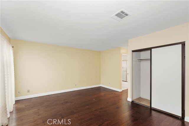 Detail Gallery Image 8 of 45 For 880 El Mirador, Upland,  CA 91784 - 2 Beds | 2/1 Baths