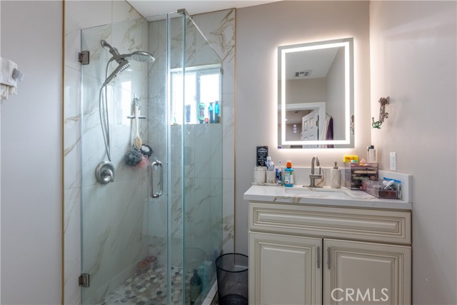 1344 Ximeno Avenue, Long Beach CA: https://media.crmls.org/medias/00e1ff31-ec46-48a3-bee2-5eea17a1f2f5.jpg