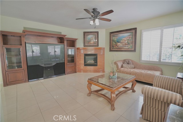 12597 Poinsetta Drive, Riverside CA: https://media.crmls.org/medias/00e252c5-3ab9-4626-9a29-fe0d194eb4a0.jpg