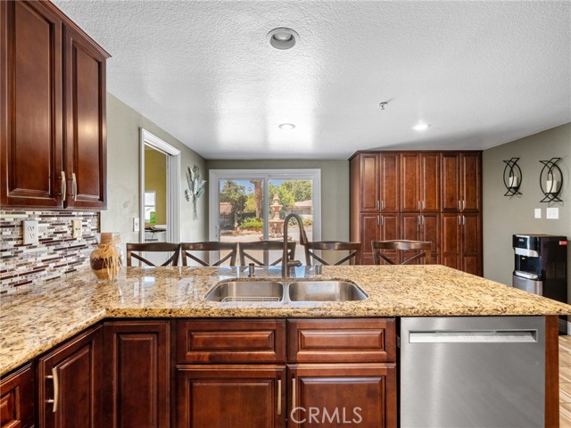 Detail Gallery Image 16 of 61 For 9150 Boxwood Ave, Fontana,  CA 92335 - 3 Beds | 2 Baths