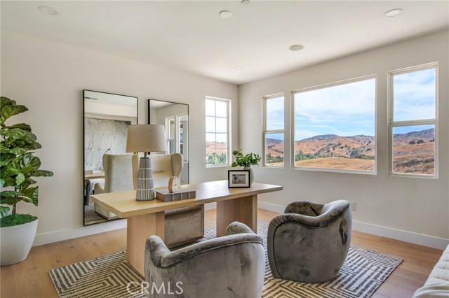 26632 Alsace Drive, Calabasas CA: https://media.crmls.org/medias/00e39e68-cd4f-485d-942a-4cb8394f1c95.jpg