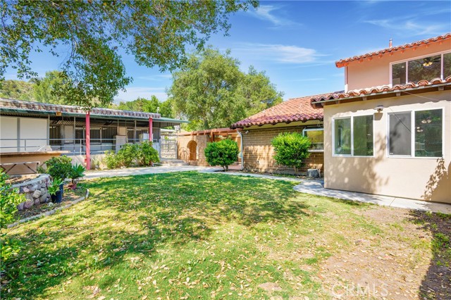20361 Adkinson Lane, Trabuco Canyon CA: https://media.crmls.org/medias/00e3cc5d-0e49-47cd-bfa9-115ec94d5c87.jpg