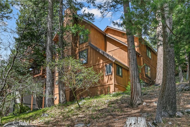 Detail Gallery Image 34 of 39 For 27391 Alpen Drive, Lake Arrowhead,  CA 92352 - 6 Beds | 3/1 Baths