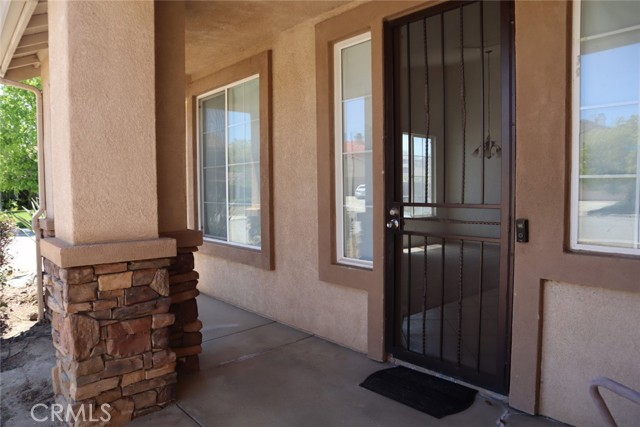 30941 Thorn Tree Way, Menifee CA: https://media.crmls.org/medias/00e503f8-aaf2-4c61-8e4f-8654e9083107.jpg