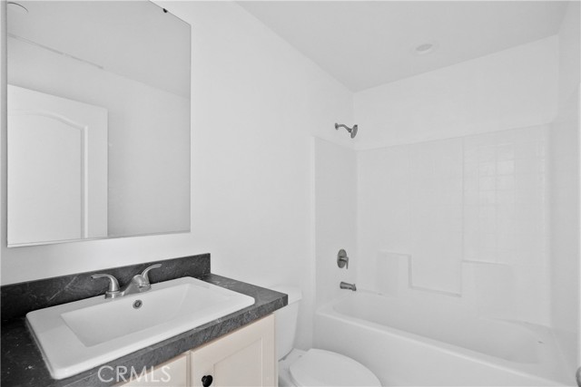 Detail Gallery Image 11 of 15 For 526 Calhoun Pl, Hemet,  CA 92543 - 3 Beds | 2 Baths
