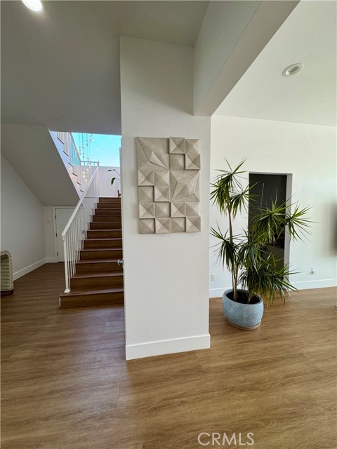 Detail Gallery Image 13 of 27 For 14142 Dall Ln, North Tustin,  CA 92780 - 5 Beds | 5/1 Baths
